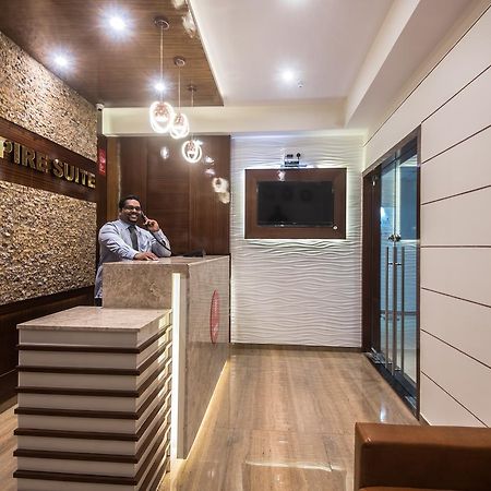 Oyo 9328 Empire Suite Navi Mumbai Eksteriør bilde