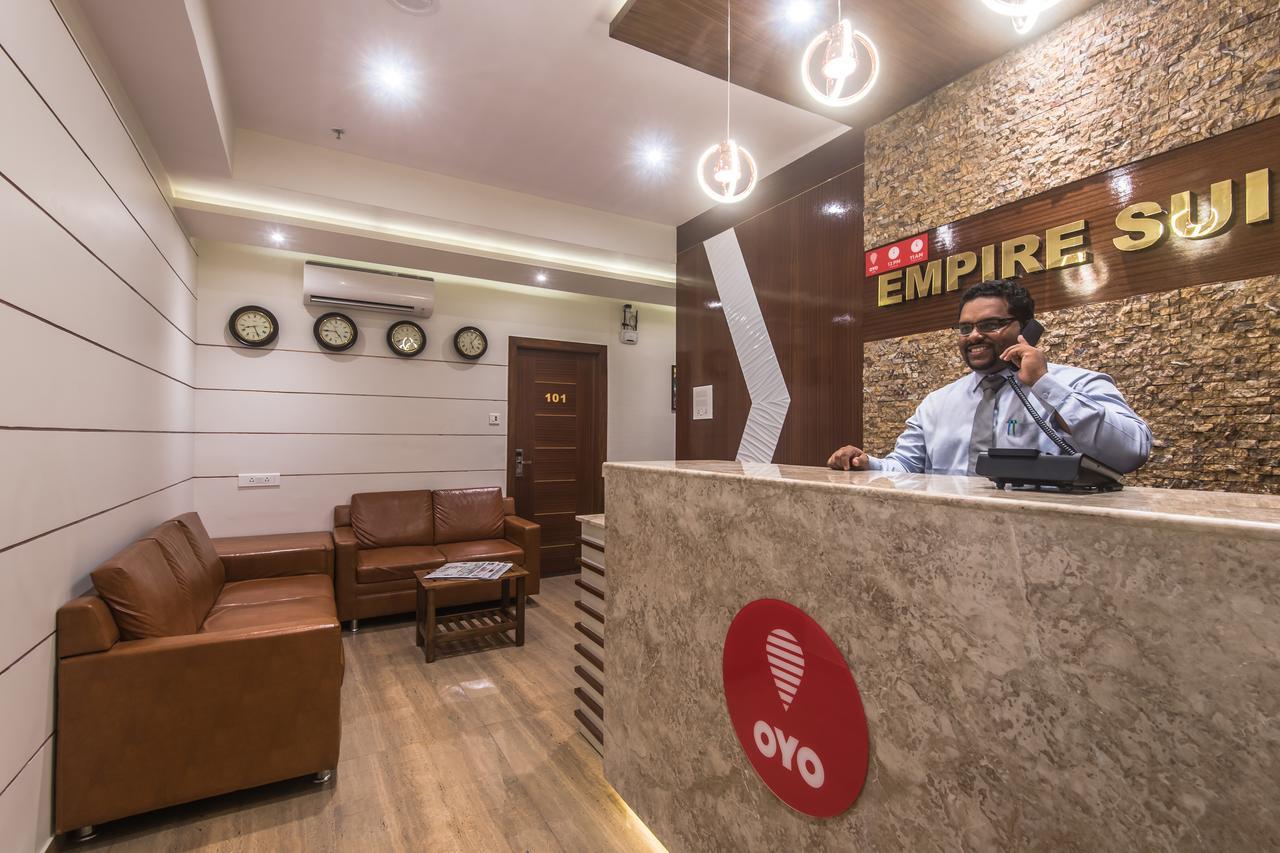 Oyo 9328 Empire Suite Navi Mumbai Eksteriør bilde