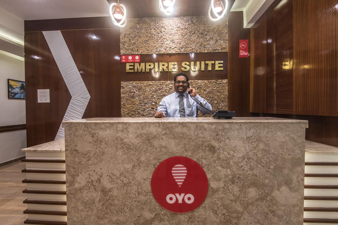 Oyo 9328 Empire Suite Navi Mumbai Eksteriør bilde